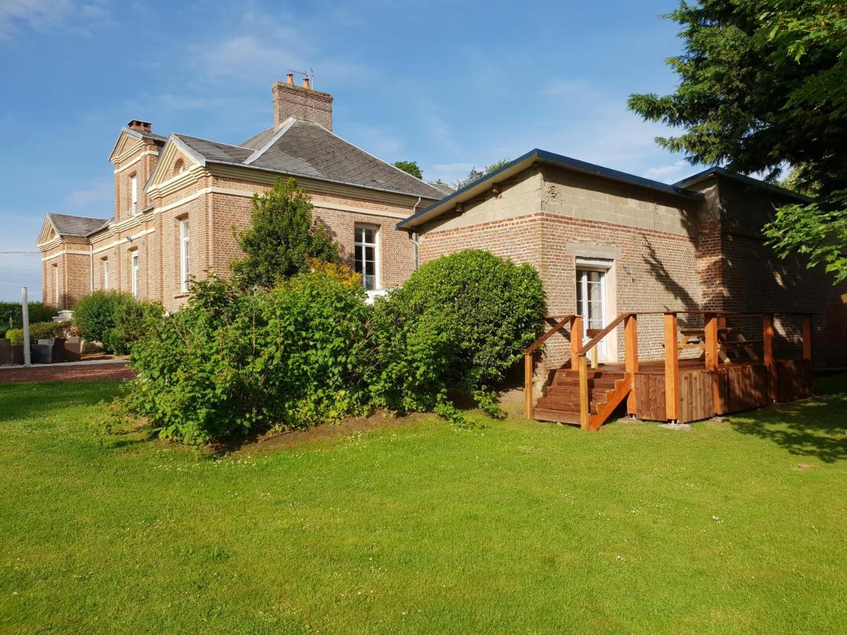 Chateau Des Lumieres Gite Et Gite Insolite Saint-Blimont Exterior photo