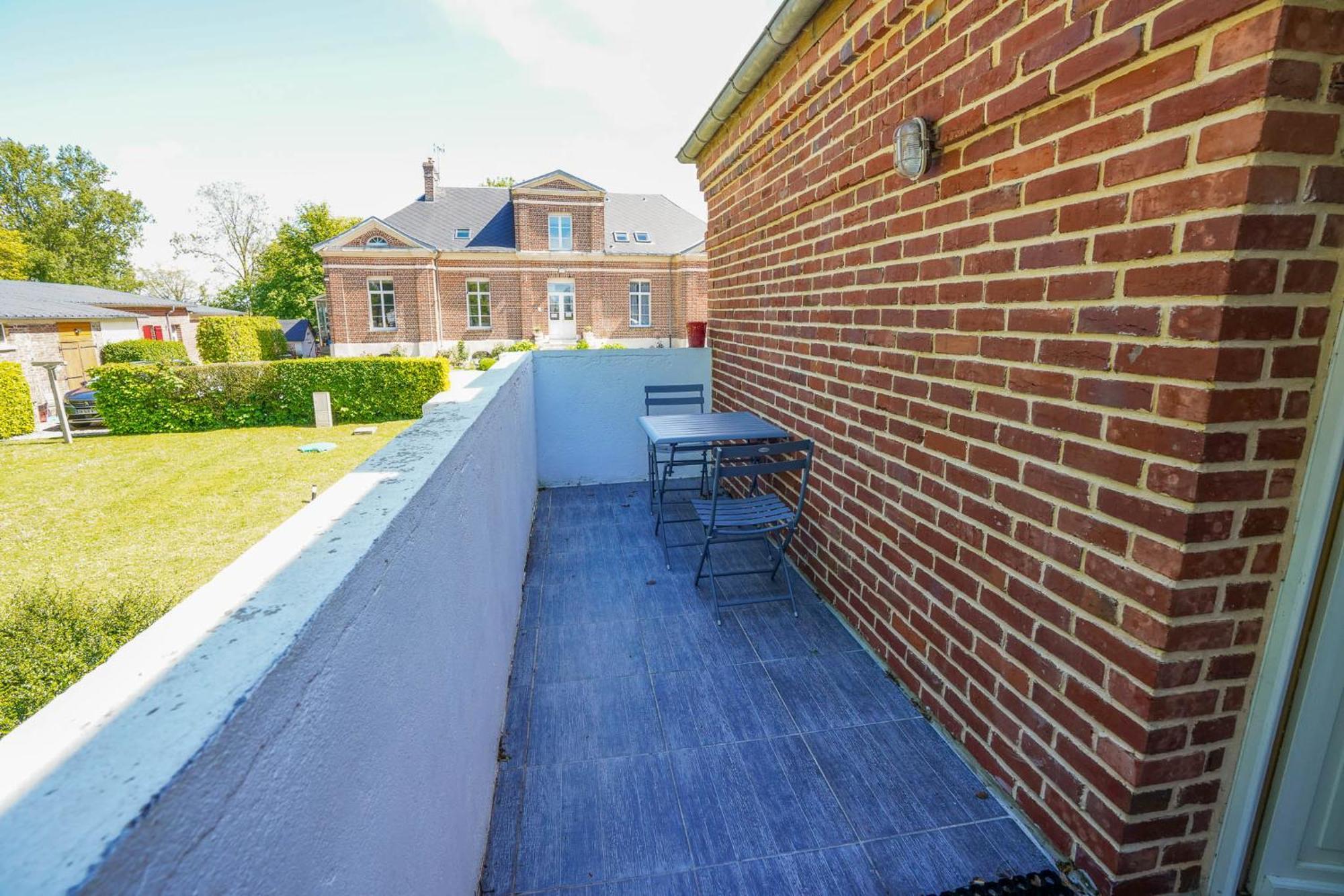 Chateau Des Lumieres Gite Et Gite Insolite Saint-Blimont Exterior photo